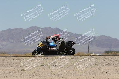 media/Apr-20-2025-CVMA (Sun) [[39090e8767]]/Race 11-500-350 Supersport (Holeshot)/